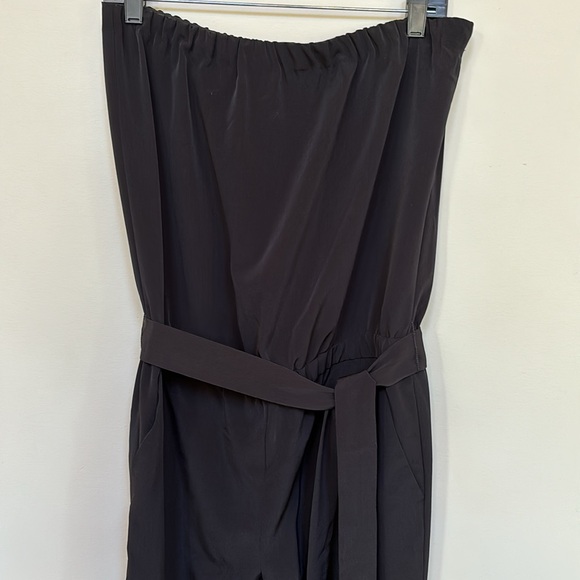 Black strapless jumpsuit with belt from LOFT size M - Picture 2 of 9